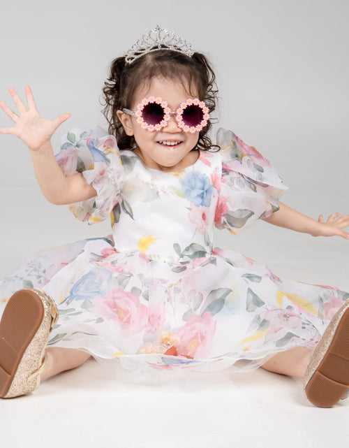 Load image into Gallery viewer, Peach Pink Ribbon &amp; Flower Sunglasses Set
