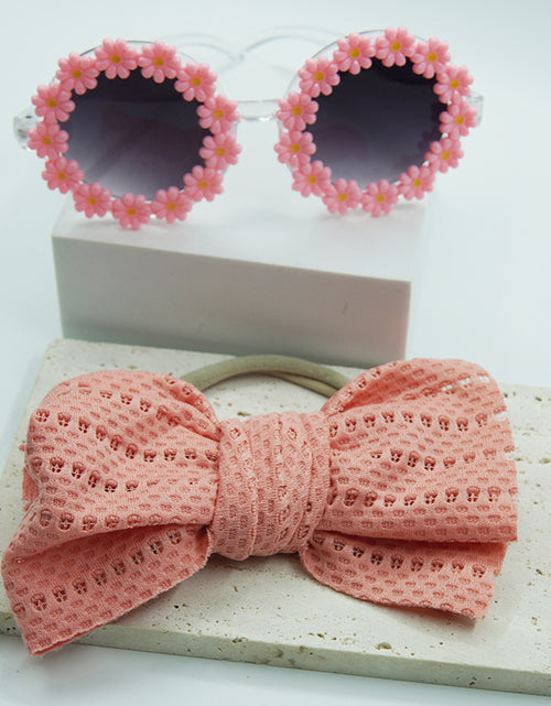 Load image into Gallery viewer, Peach Pink Ribbon &amp; Flower Sunglasses Set
